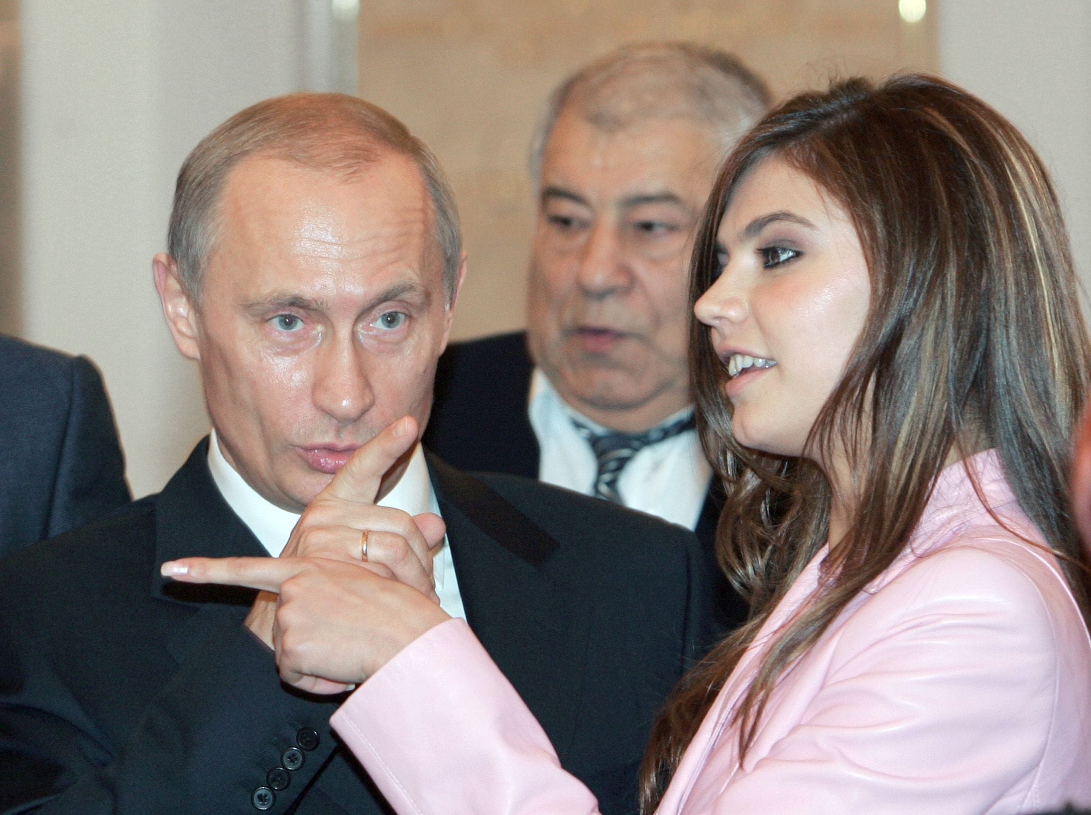 SonntagsZeitung: в 2015 и 2019 годах Кабаева родила двух сыновей от Путина
