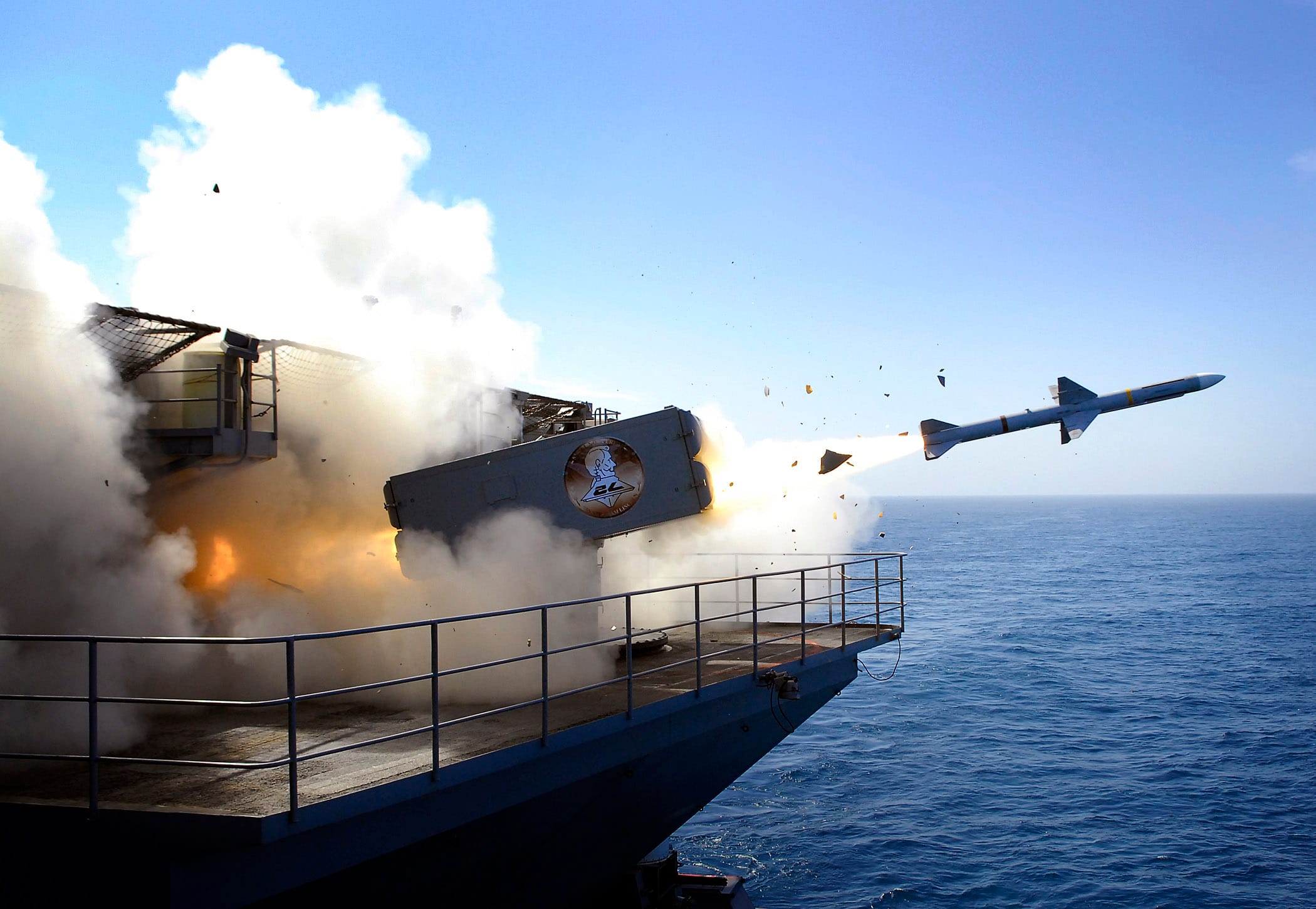 США передадут Украине зенитные ракеты Sea Sparrow, которые модифицируют под советские «Буки»