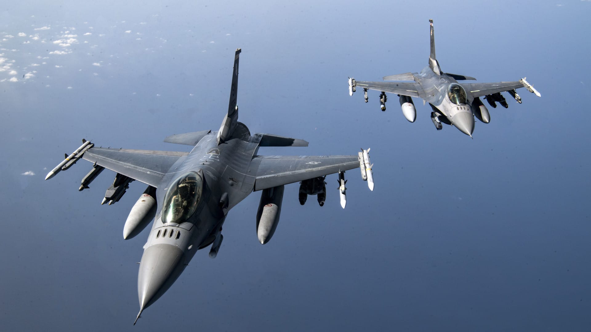 Фейк «Вестей»: вместо новых самолетов F-16 НАТО передаст Украине устаревшие