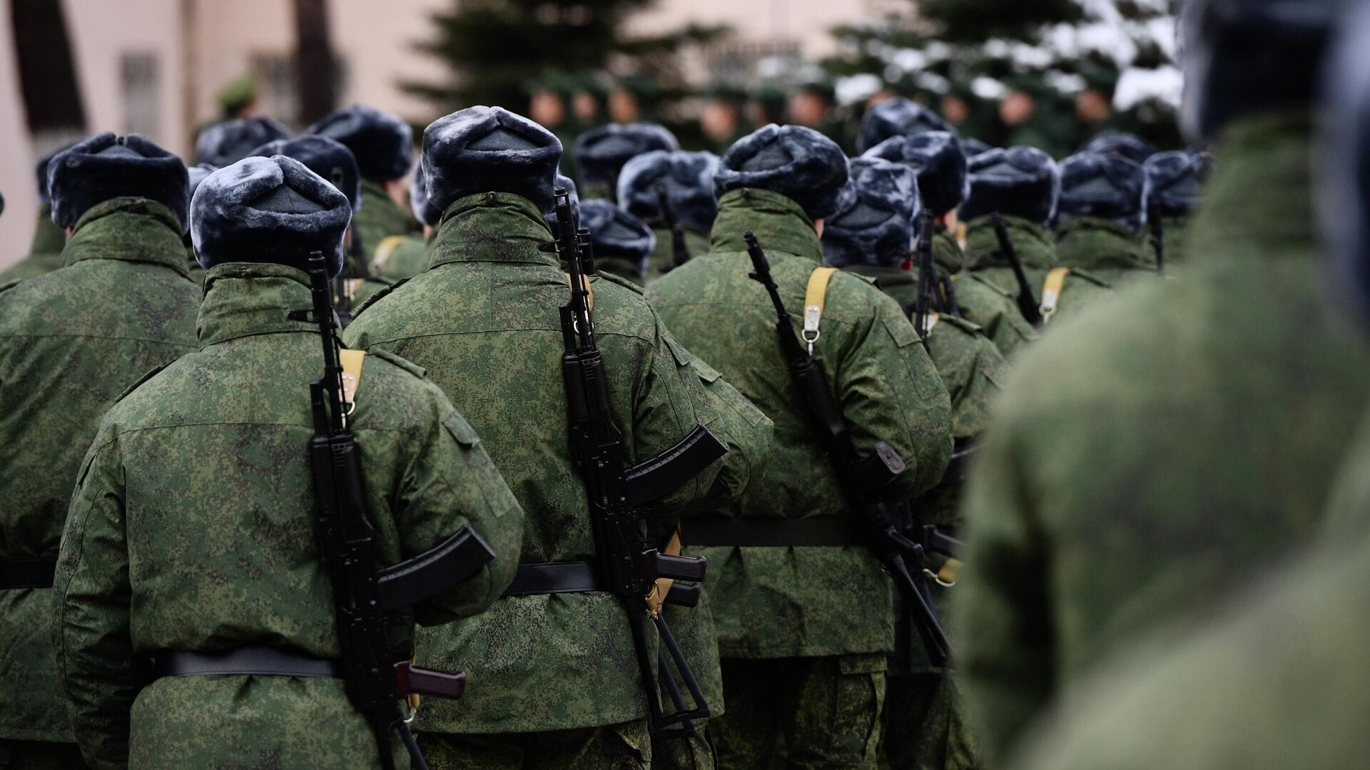 С сайта Минобороны РФ пропал проект поправок, по которым мобилизованные и контрактники могут уволиться не раньше 65 лет
