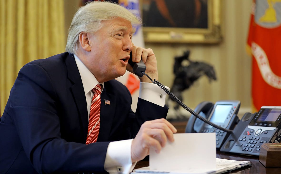 СМИ: Трамп прерывал встречу с Зеленским и европейскими лидерами, чтобы позвонить Путину